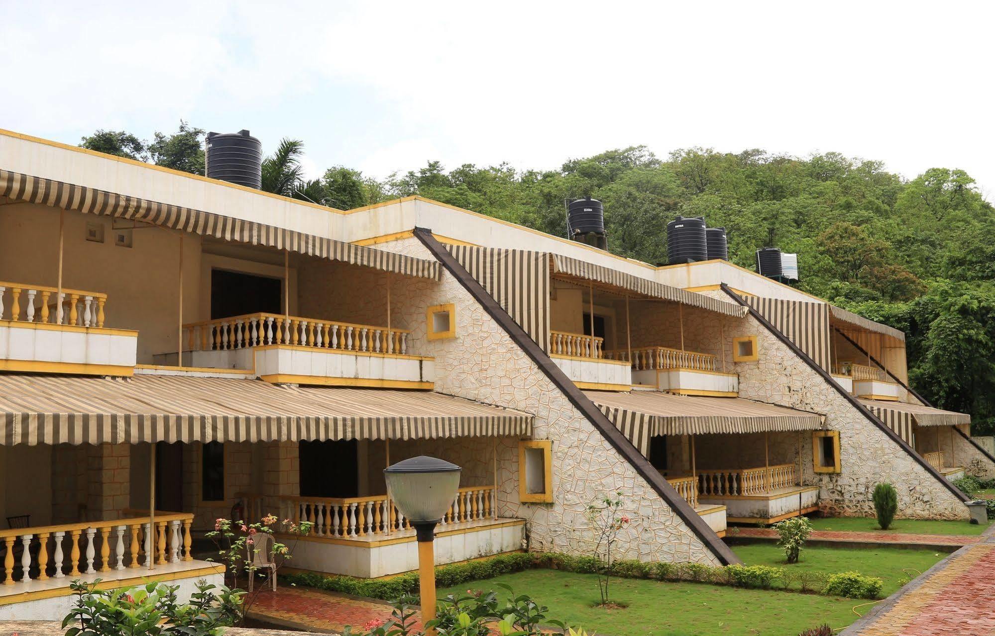 Panoramic Resort Panvel Karnala ภายนอก รูปภาพ