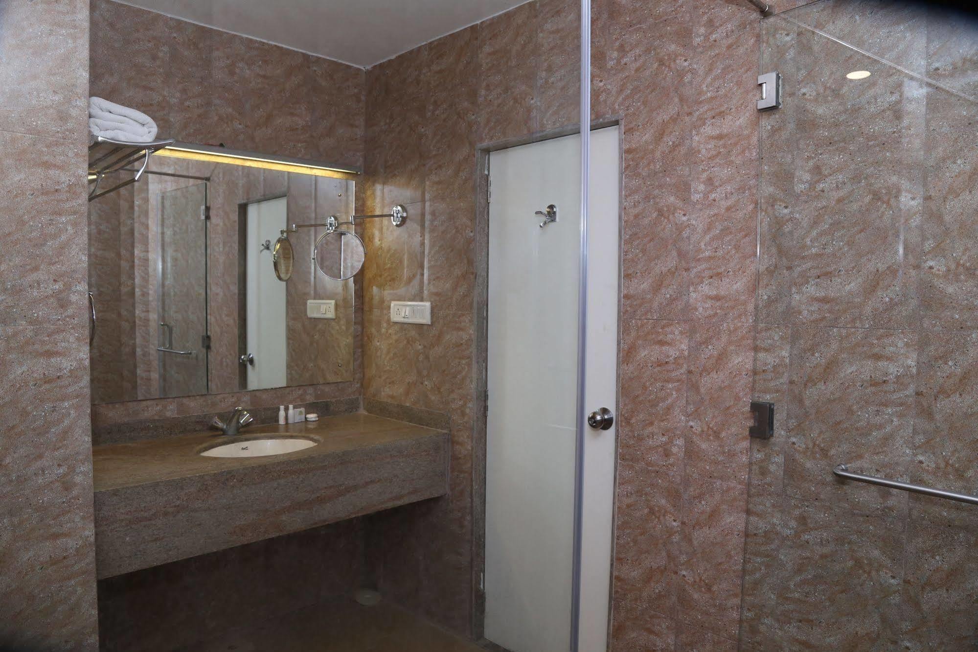 Panoramic Resort Panvel Karnala ภายนอก รูปภาพ